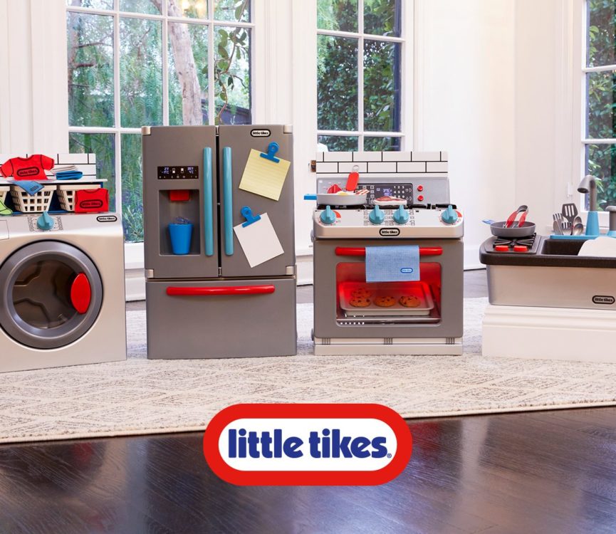 FIRST APPLIANCES FOR ADORABLE LITTLE HOMEMAKERS